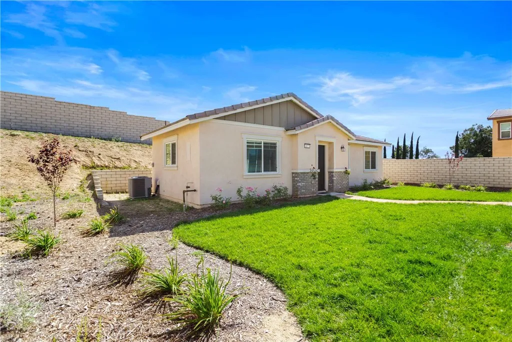 6877 N Curtis Unit 2, San Bernardino, CA 92407 - Photo 2 of 27, San Bernardino, CA