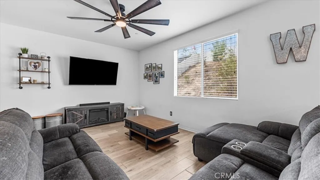 29103 Oak Grove, Lake Elsinore, CA 92530 - Photo 3 of 40, Lake Elsinore, CA