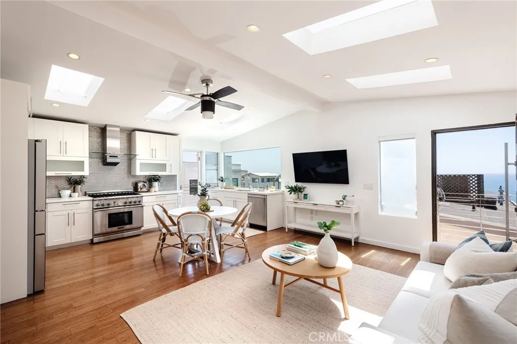 309 Gull Street, Manhattan Beach, CA 90266 - Photo 2 of 42, Manhattan Beach, CA