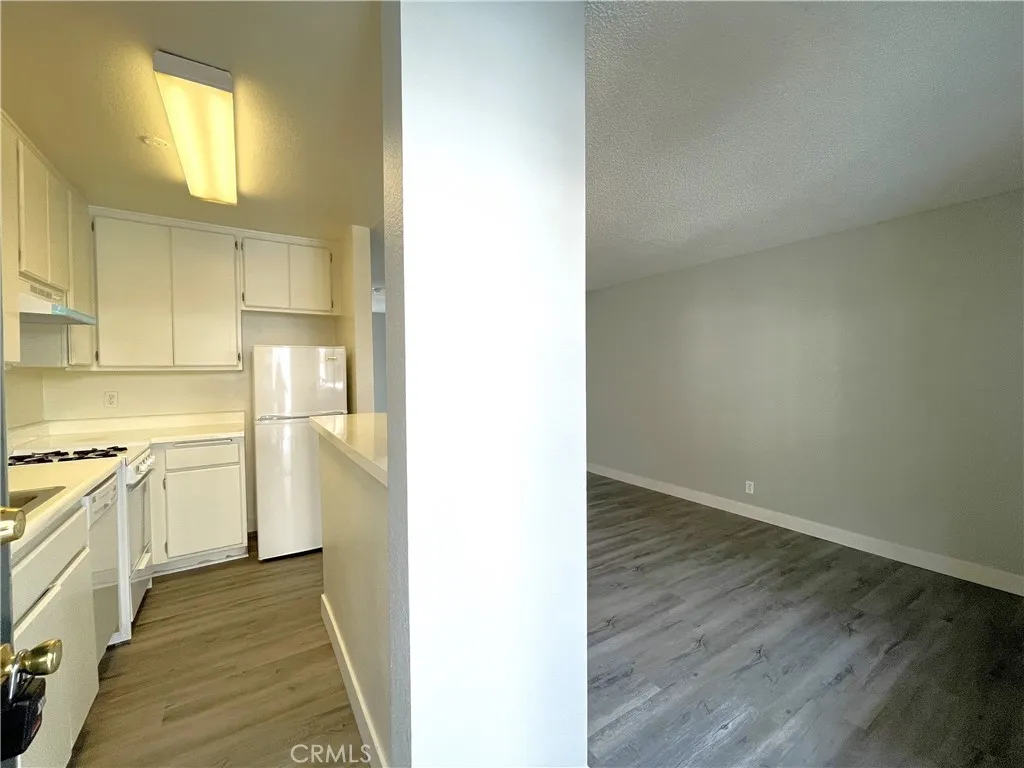 1130 Newport Avenue Unit 202, Long Beach, CA 90804 - Photo 4 of 14, Long Beach, CA