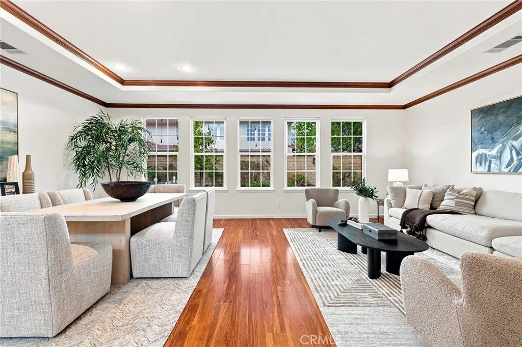 26861 Chaucer Place, Stevenson Ranch, CA 91381 - Photo 5 of 54, Stevenson Ranch, CA