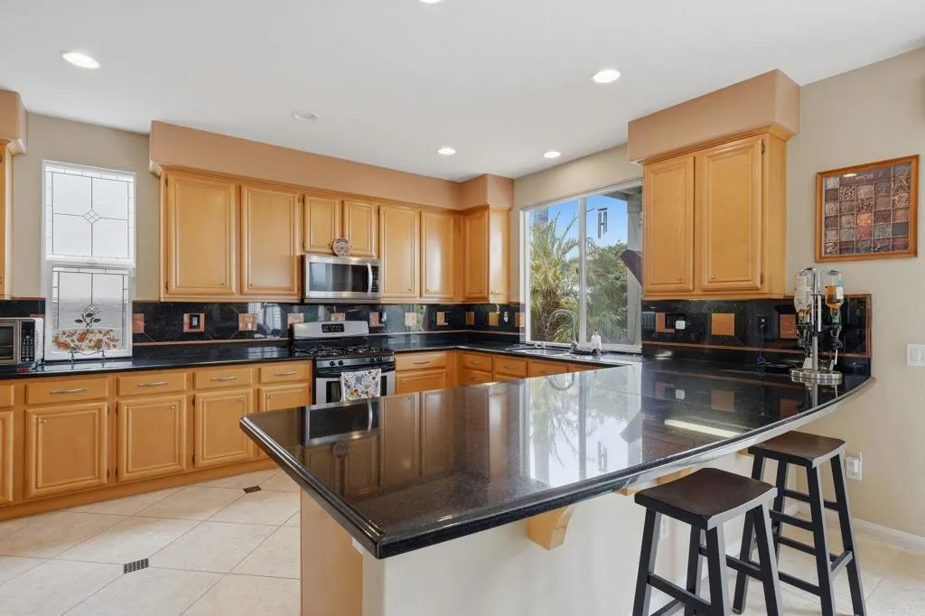 https://cdn.realtyfeed.com/cdn/127/306770709/1c4d85f4c7ff7d7acce490292e308788.webp