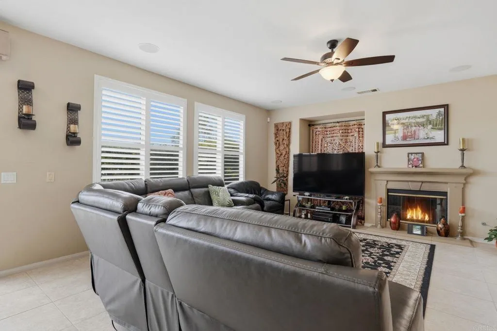https://cdn.realtyfeed.com/cdn/127/306770709/1fb7646ca39828c48767837f3c570f58.webp