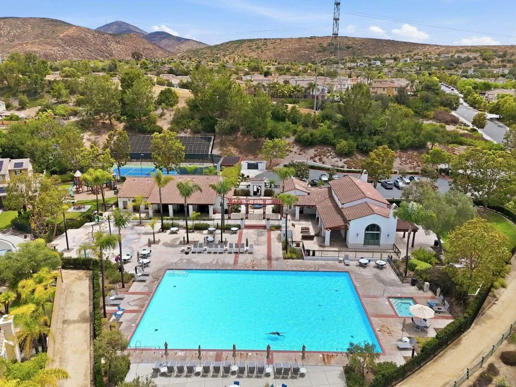 https://cdn.realtyfeed.com/cdn/127/306770709/659682de4ef656ef62e5e27a7c2159c7.webp