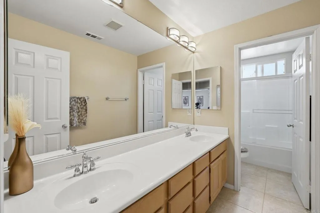 https://cdn.realtyfeed.com/cdn/127/306770709/6c0f32d7da4c45a53d1021a239f2c939.webp