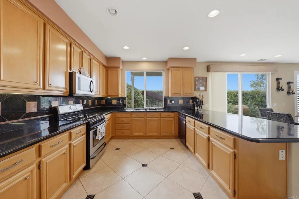 https://cdn.realtyfeed.com/cdn/127/306770709/86b119b17228db5680c732474a271349.webp