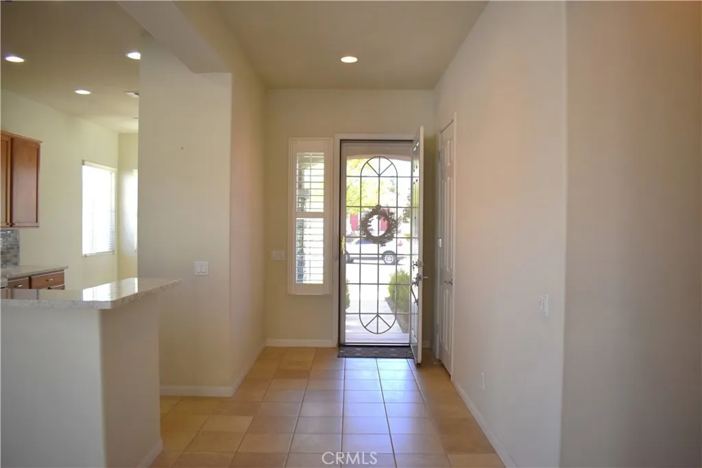 19484 Biltmore, Apple Valley, CA 92308 - Photo 4 of 28, Apple Valley, CA