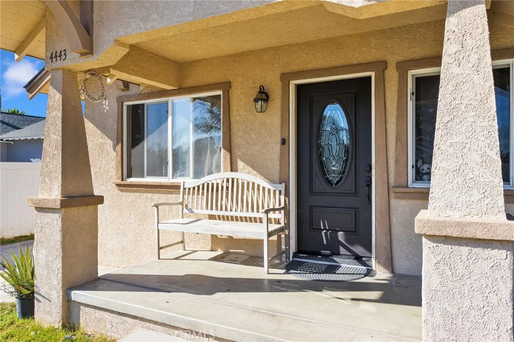 4443 Highland Place, Riverside, CA 92506 - Photo 5 of 31, Riverside, CA