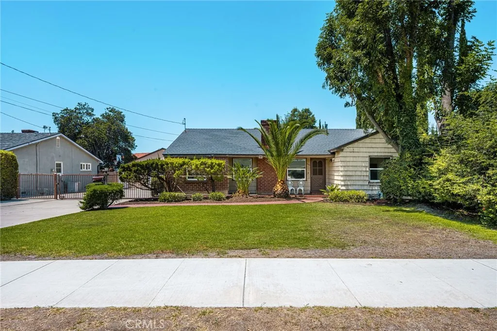 886 N Cambridge, Orange, CA 92867 - Photo 3 of 61, Orange, CA