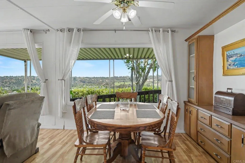https://cdn.realtyfeed.com/cdn/127/306770741/938b8f66c3f6897d3f1b6493ac57755c.webp