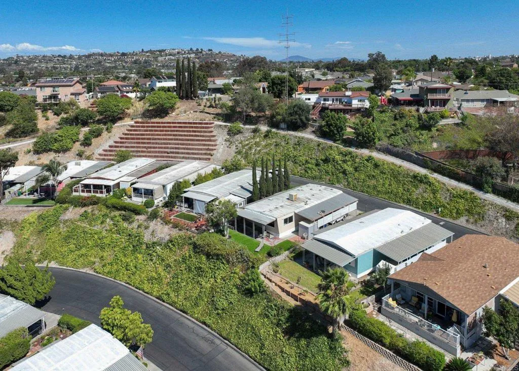 https://cdn.realtyfeed.com/cdn/127/306770741/a1863b6a5146946010da683340230e2e.webp