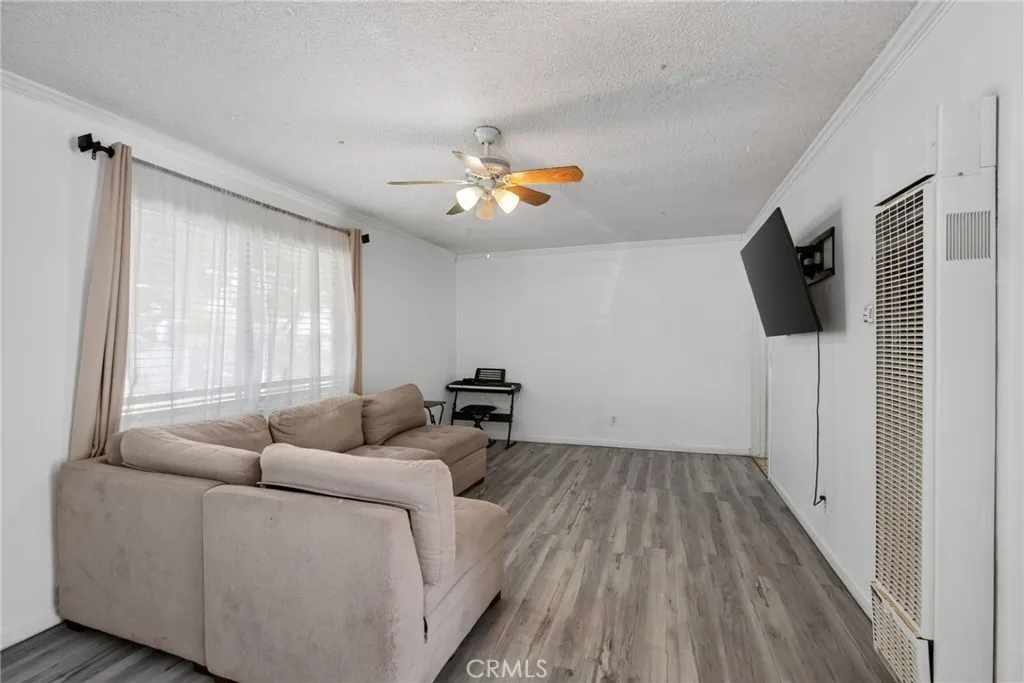 18725 Vine, Hesperia, CA 92345 - Photo 5 of 37, Hesperia, CA