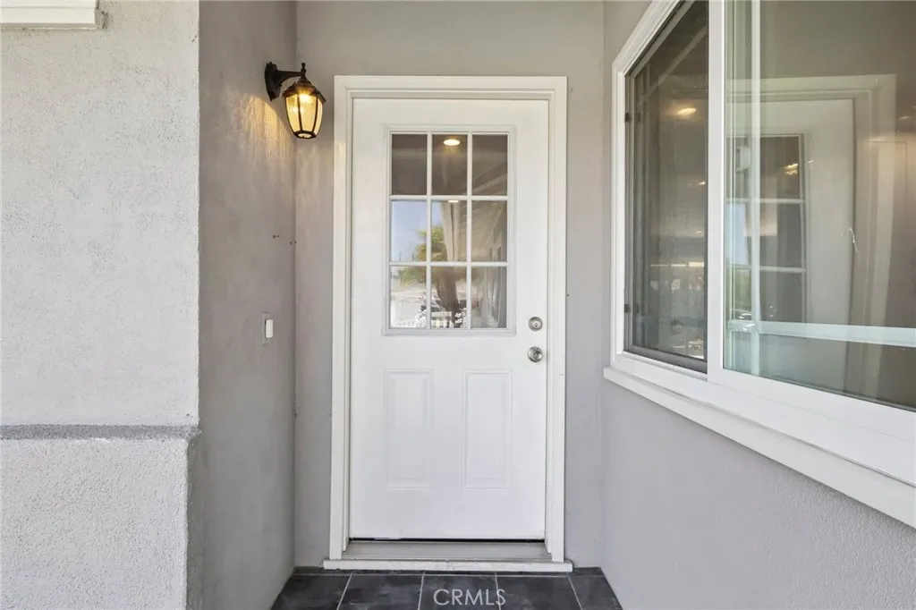 10362 Christmas Drive, Huntington Beach, CA 92646 - Photo 3 of 41, Huntington Beach, CA