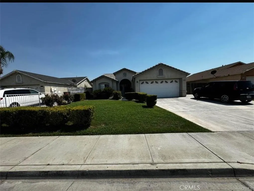1201 Evadonna, Bakersfield, CA 93307 - Main photo, Bakersfield, CA