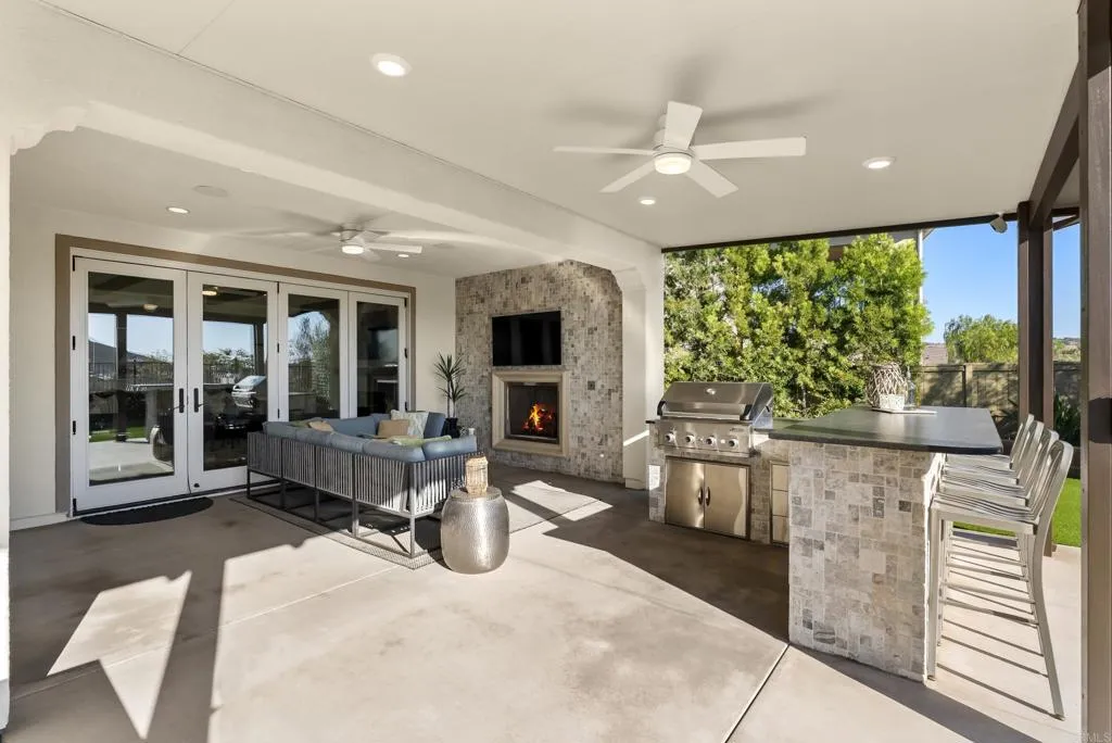 https://cdn.realtyfeed.com/cdn/127/306770762/c3b3eadea75bf4a14d2e4ebcc3c92dff.webp