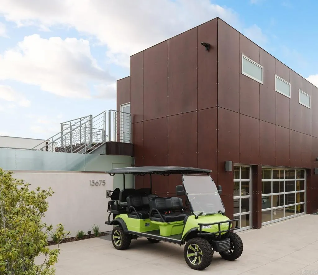 https://cdn.realtyfeed.com/cdn/127/306770778/432e67df76defbcdcaf7fcfbfac23e48.webp