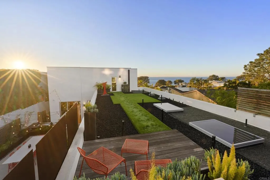 https://cdn.realtyfeed.com/cdn/127/306770778/b728a276dc968f5b67c48b1f87b7e9b7.webp