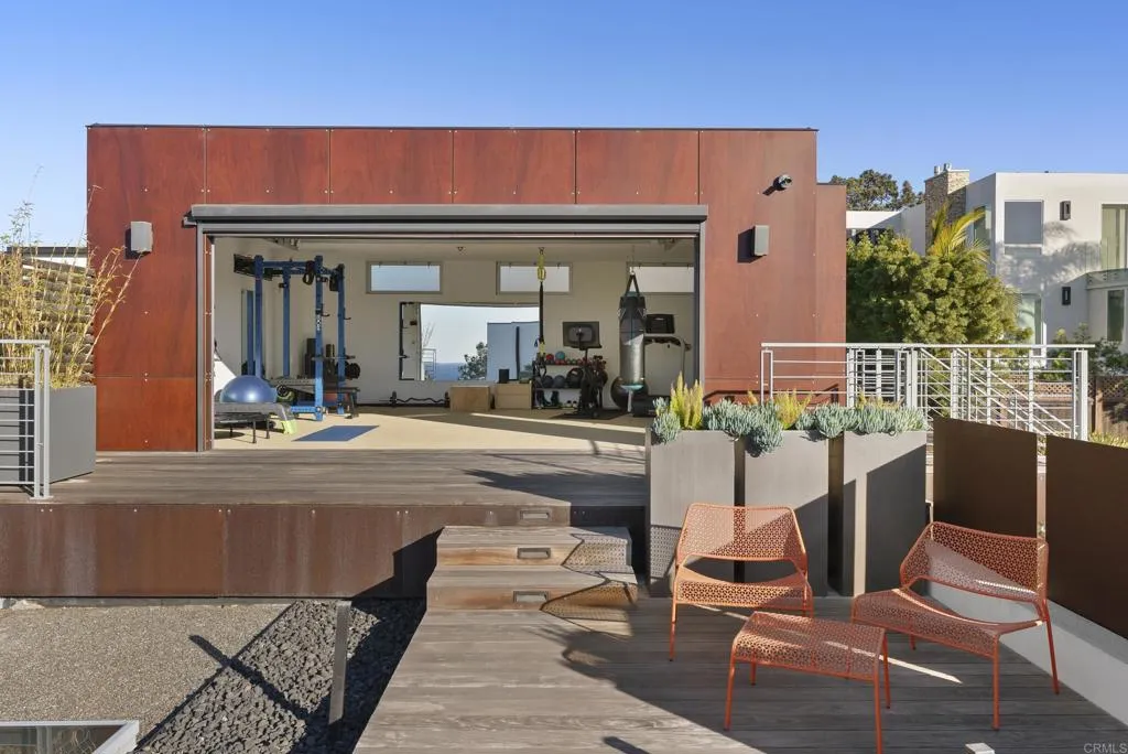 https://cdn.realtyfeed.com/cdn/127/306770778/f66fb26c762b9376bade734813943c53.webp