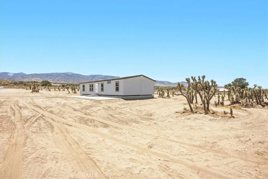 11074 Ponderosa Road, Pinon Hills, CA 92372 - Photo 4 of 34, Pinon Hills, CA