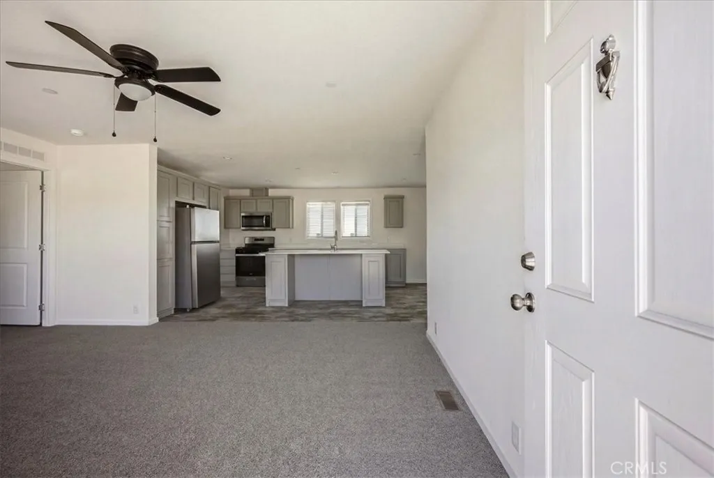 11074 Ponderosa Road, Pinon Hills, CA 92372 - Photo 5 of 34, Pinon Hills, CA