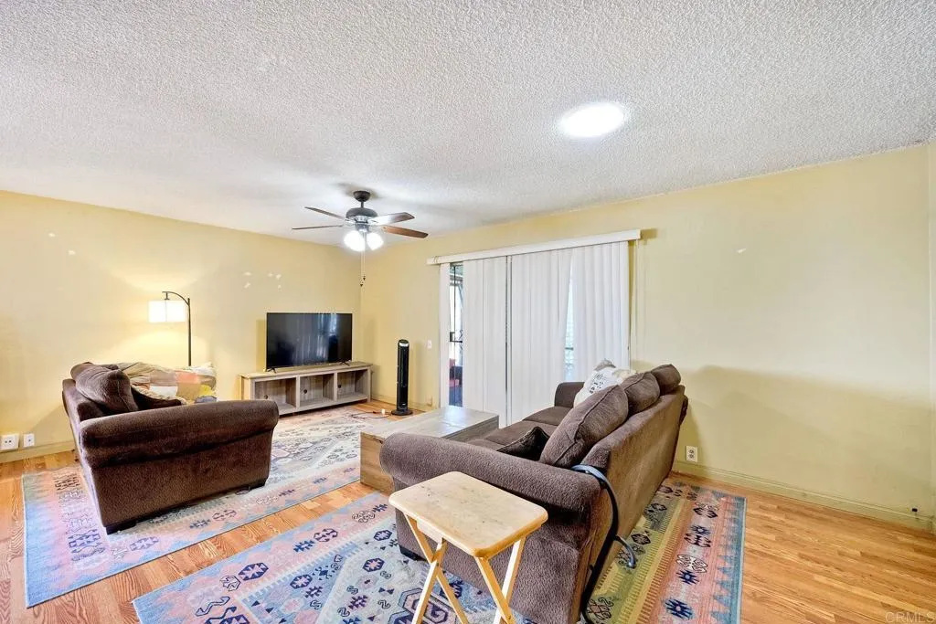 https://cdn.realtyfeed.com/cdn/127/306770782/30d2ed19b94ba6bffccaef417e061a38.webp