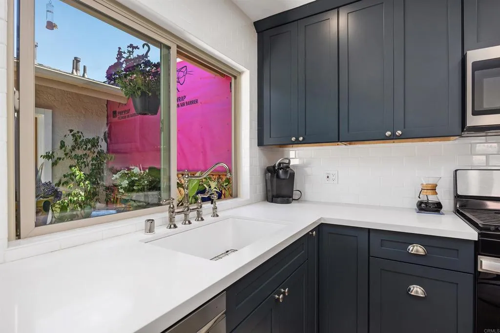 https://cdn.realtyfeed.com/cdn/127/306770790/18abc04c3435a5e79717b2edbaf6fc4a.webp