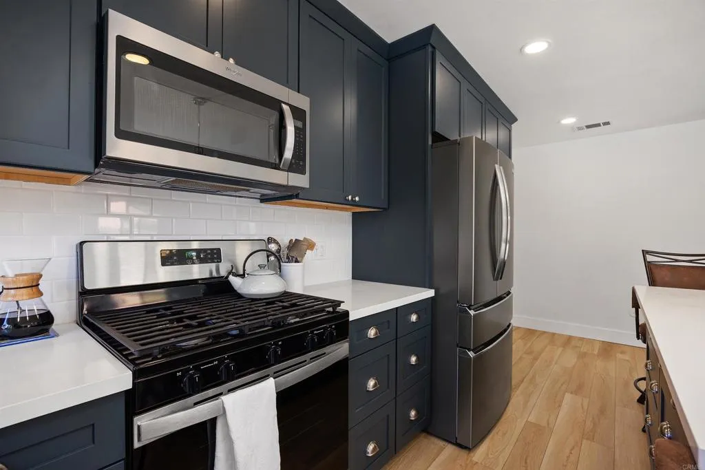 https://cdn.realtyfeed.com/cdn/127/306770790/2a3338258add2bc7d77186ef508bf7ff.webp
