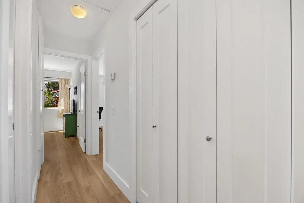 https://cdn.realtyfeed.com/cdn/127/306770790/859cdfd0e72f479f0de20f1cd9e2f77e.webp