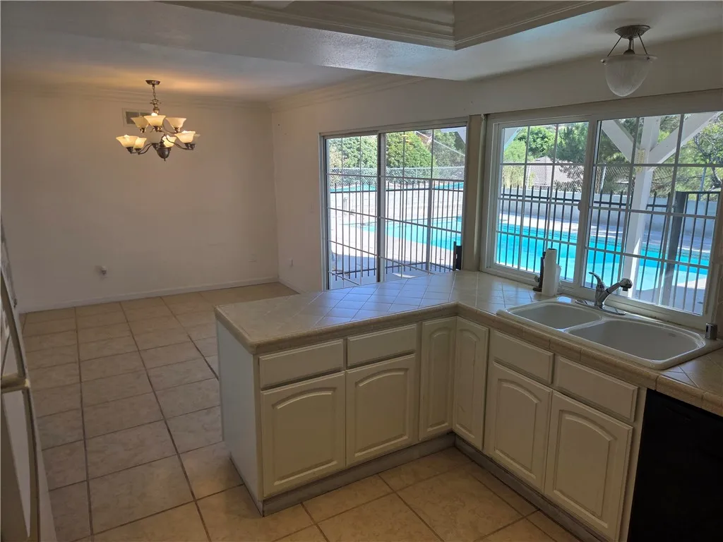 20616 Steve Jon Street, Saugus, CA 91350 - Photo 4 of 33, Saugus, CA