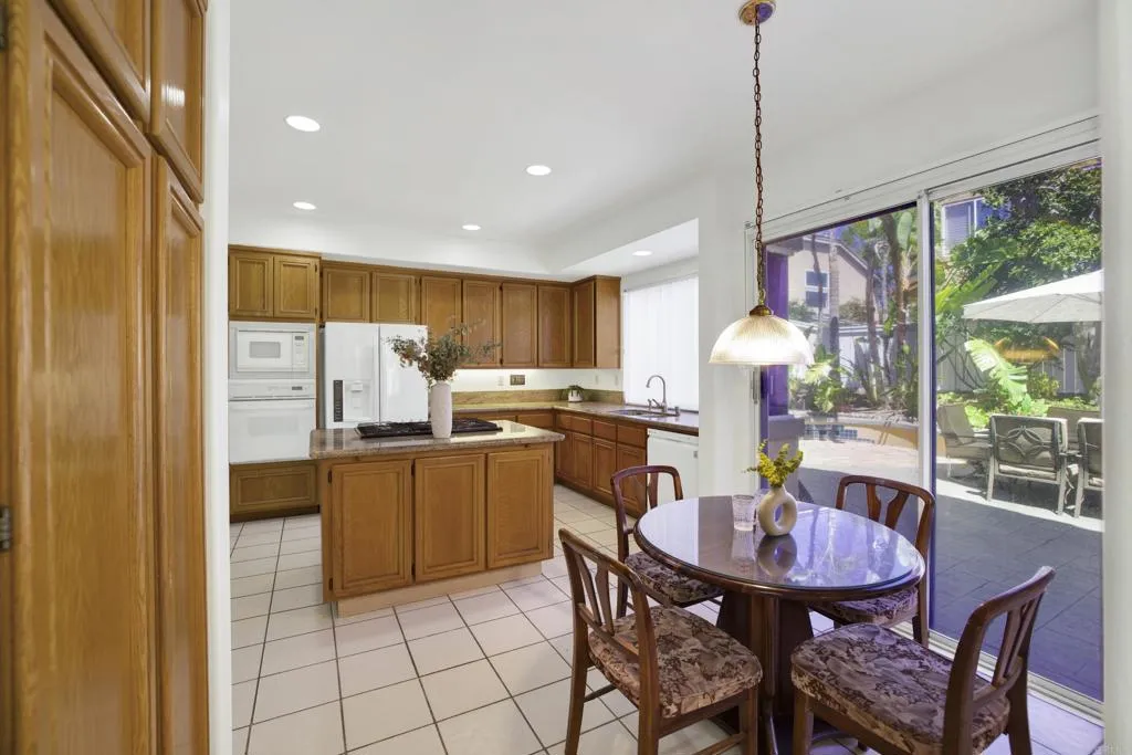 https://cdn.realtyfeed.com/cdn/127/306770796/8370c45b66187dc1000dcc9a33b4082c.webp