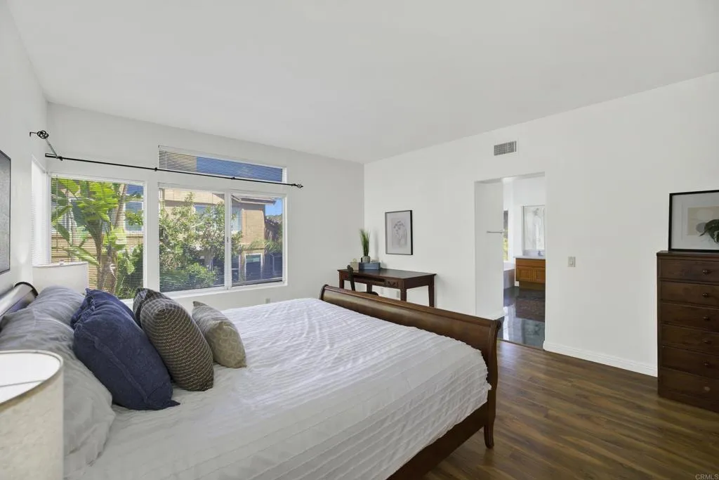 https://cdn.realtyfeed.com/cdn/127/306770796/a72e66525770edbc4b62ea8aab9bd8e0.webp