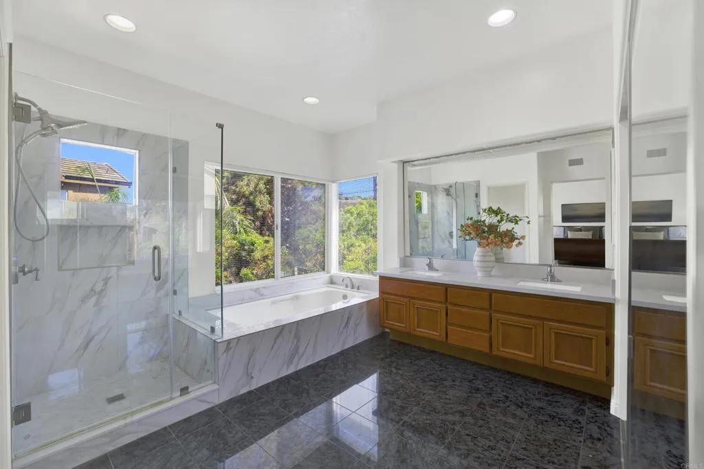 https://cdn.realtyfeed.com/cdn/127/306770796/e367856733091ff6974dbf9fbeb3ecba.webp