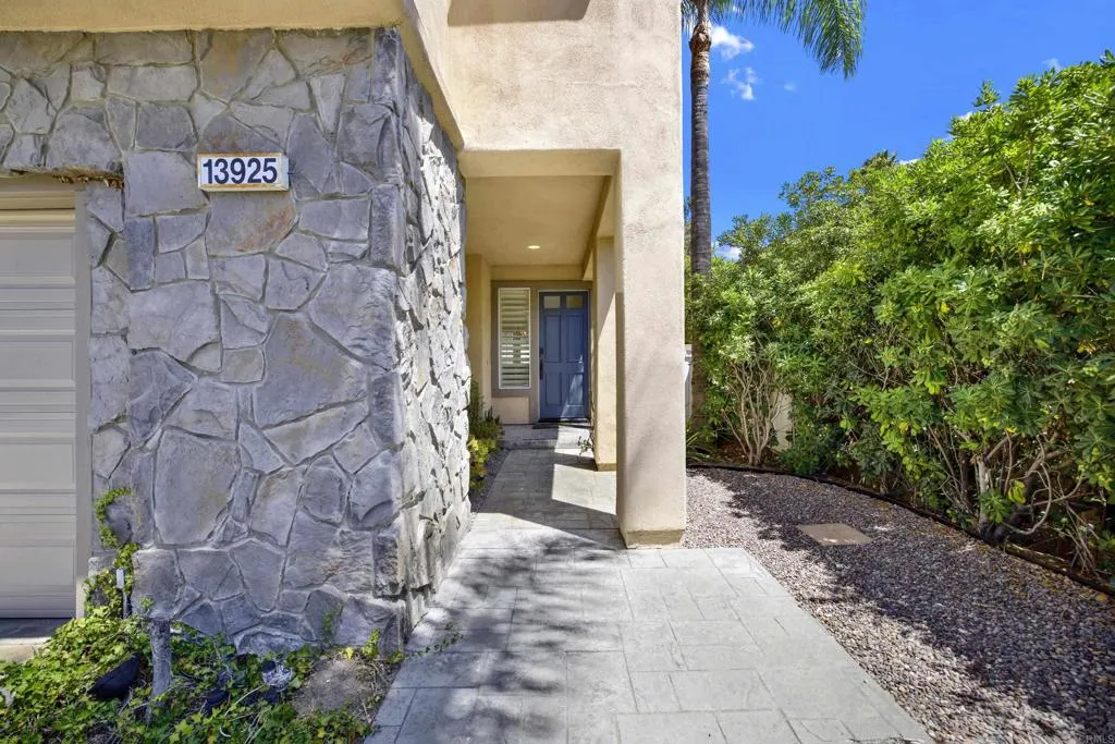 https://cdn.realtyfeed.com/cdn/127/306770796/ee5fc22af541aa28ba8437f700d473a8.webp