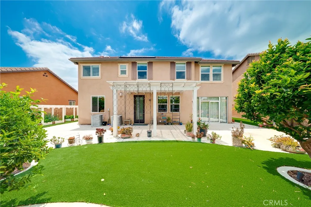 5676 Avocet, Jurupa Valley, CA 91752 - Photo 3 of 41, Jurupa Valley, CA