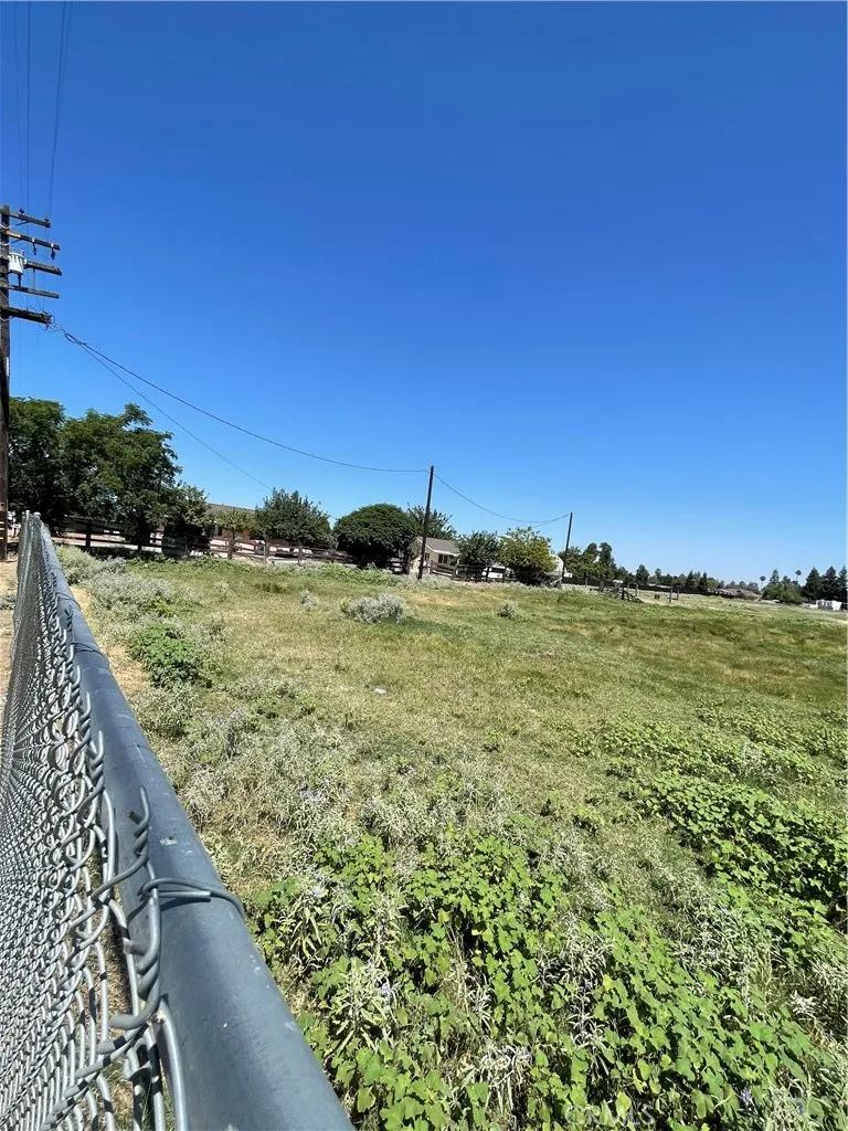 3686 W Dudley, Fresno, CA 93722 - Photo 3 of 6, Fresno, CA