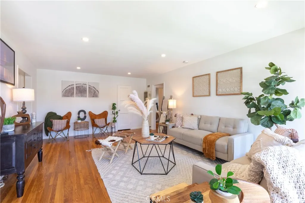 1014 E Carson St Unit 7, Long Beach, CA 90807 - Photo 4 of 27, Long Beach, CA