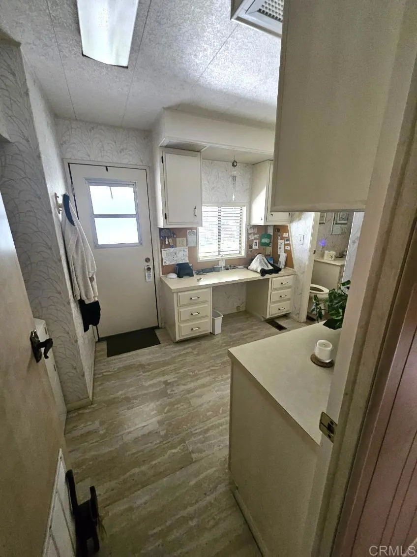 https://cdn.realtyfeed.com/cdn/127/306770827/469fbcef025faf0e0ee228775399c5ee.webp