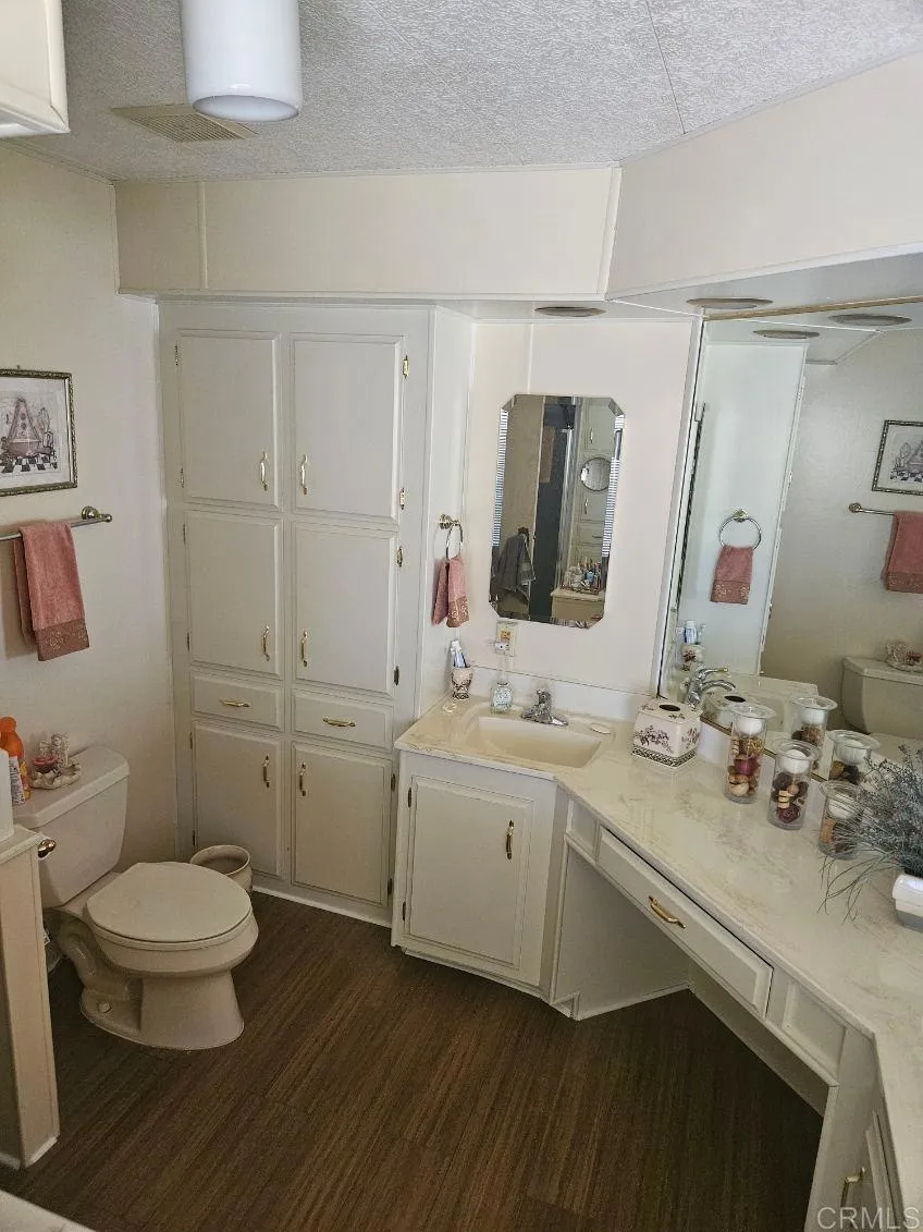 https://cdn.realtyfeed.com/cdn/127/306770827/4ffe5d7e451a7001f066f1449562d2cf.webp