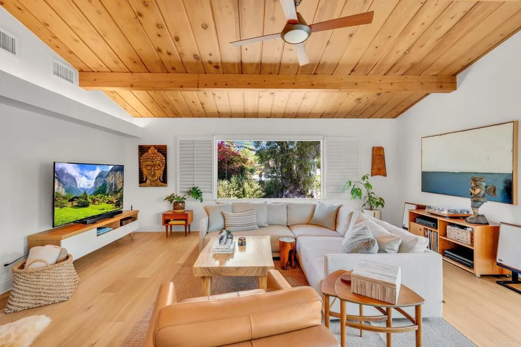 https://cdn.realtyfeed.com/cdn/127/306770829/6b5c93f9735e36cc3d1d0c4700e36156.webp