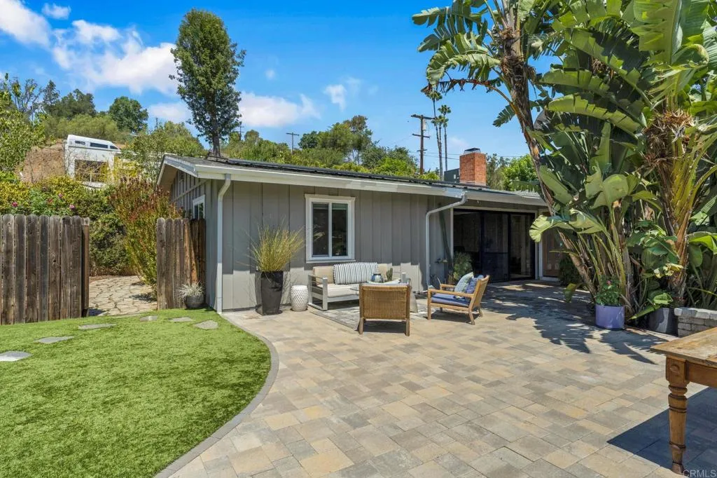 https://cdn.realtyfeed.com/cdn/127/306770829/ba185a030c575499d71a481d1dc24a80.webp
