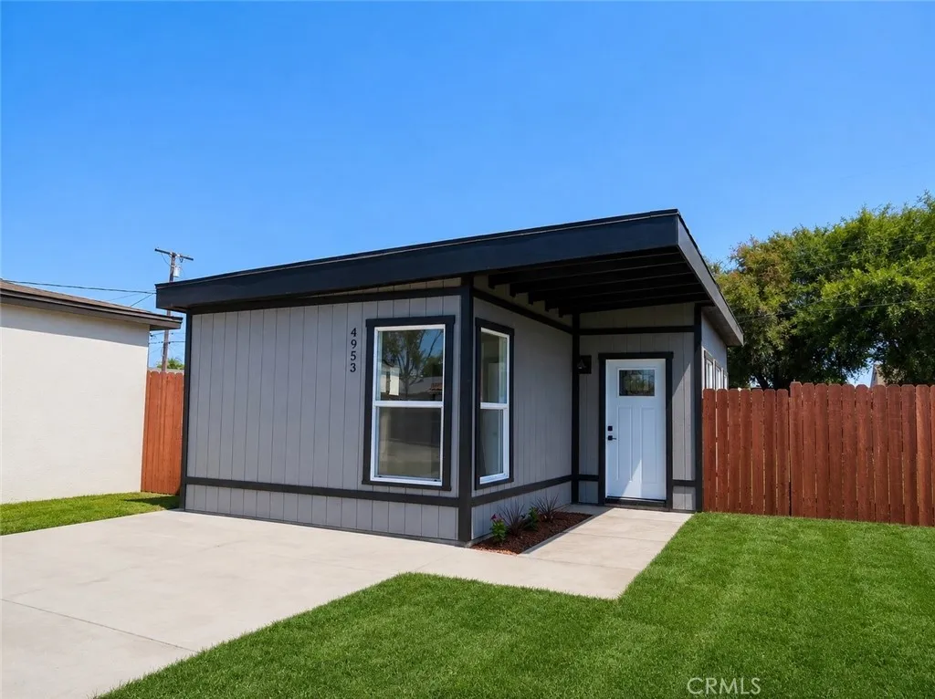 4953 E San Carlos, Compton, CA 90221 - Photo 3 of 32, Compton, CA
