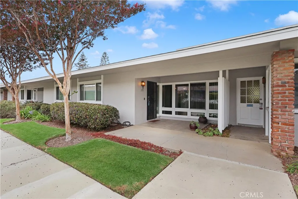 173 E Bowling Green, Port Hueneme, CA 93041 - Main photo, Port Hueneme, CA
