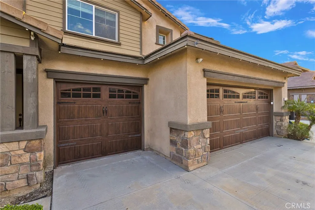 2343 W Redwood Street, San Bernardino, CA 92407 - Photo 5 of 73, San Bernardino, CA