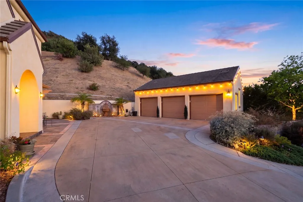2738 Sleepy Hollow, Glendale, CA 91206 - Photo 5 of 50, Glendale, CA