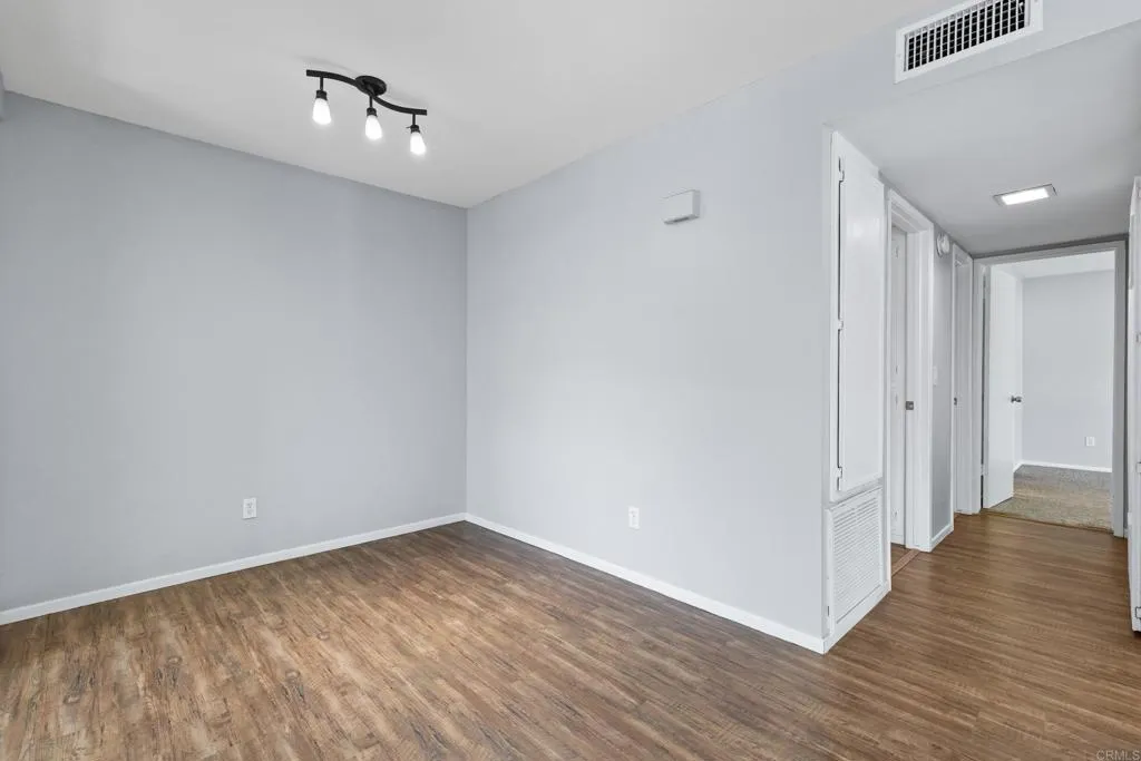 https://cdn.realtyfeed.com/cdn/127/306770876/3707f2b902ebbe304dfe6b5932b280e6.webp