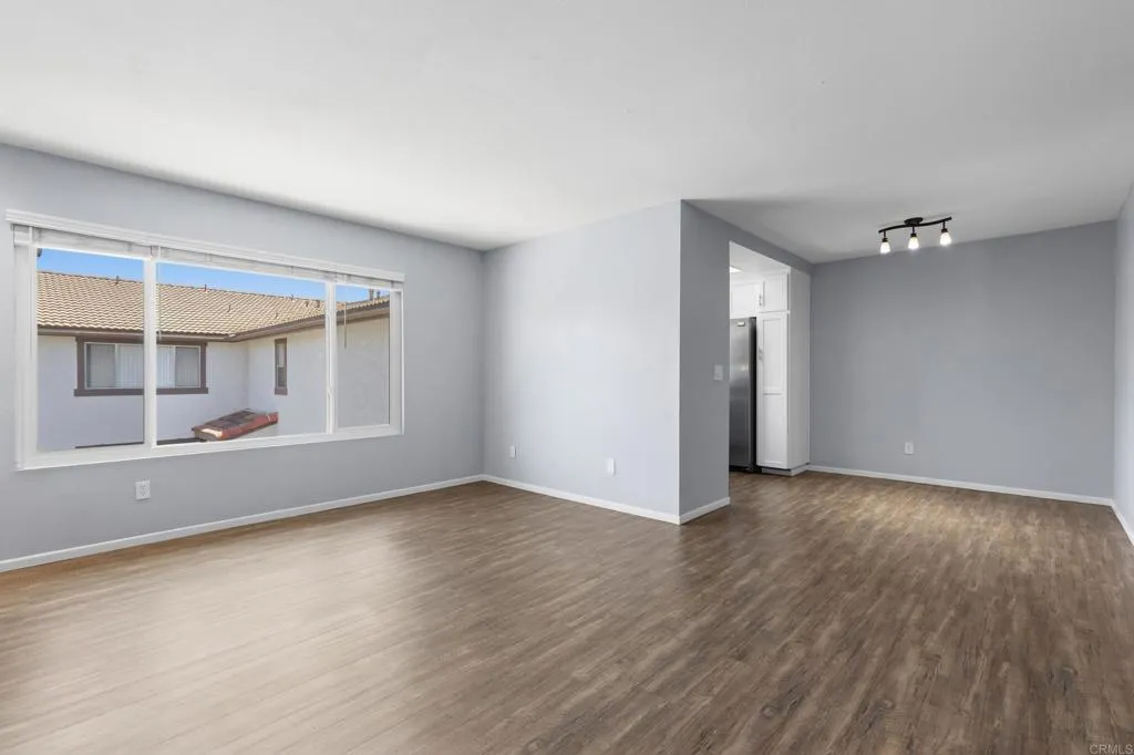 https://cdn.realtyfeed.com/cdn/127/306770876/7d0f6b7e2eccf0b17a86a63a81f381bf.webp