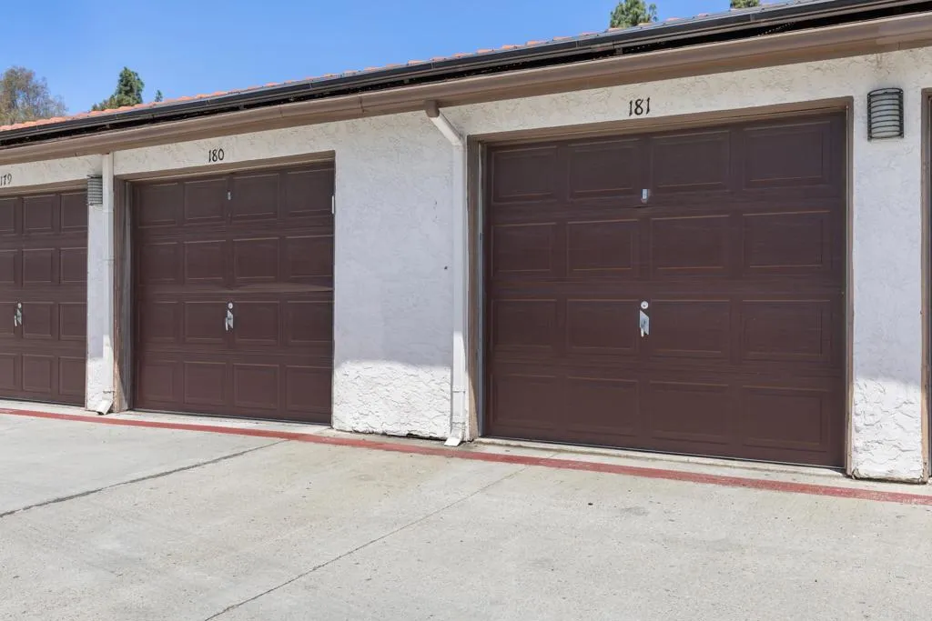 https://cdn.realtyfeed.com/cdn/127/306770876/9edd937e25584a09a33067b620c83b53.webp