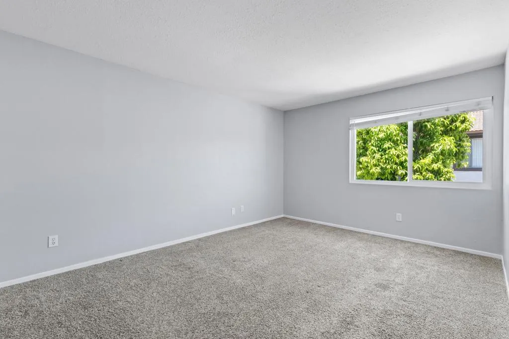 https://cdn.realtyfeed.com/cdn/127/306770876/aba4884986e52a5dc7f912d2b7ce1a87.webp