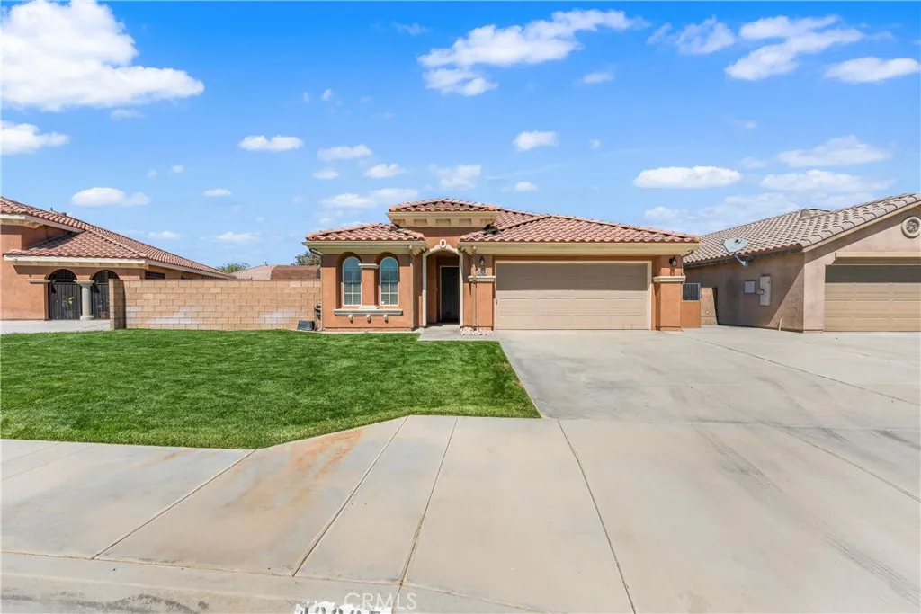 43035 Vineyard, Lancaster, CA 93535 - Photo 2 of 38, Lancaster, CA