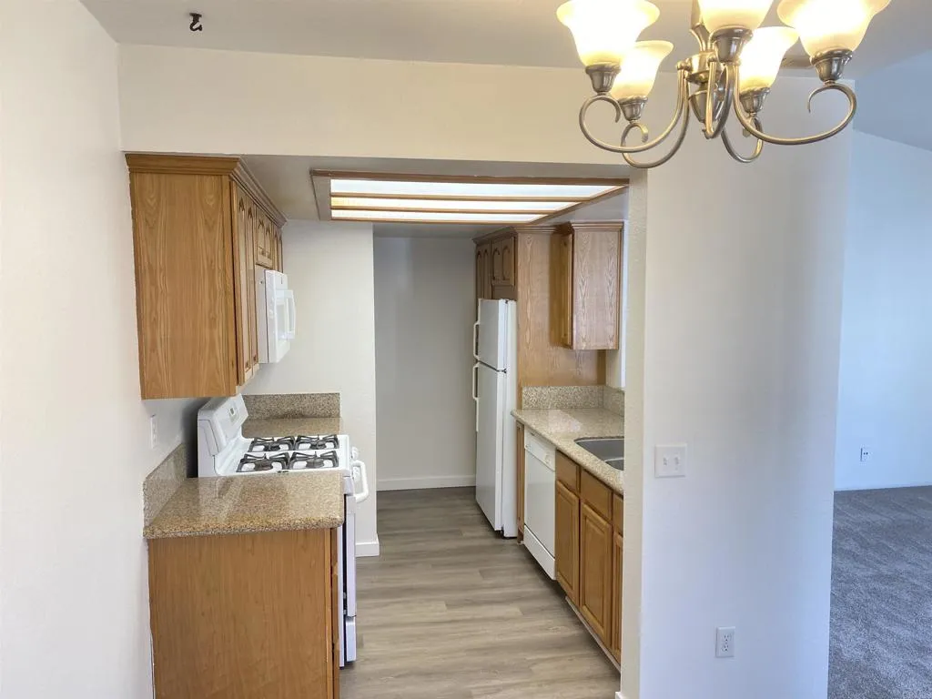 https://cdn.realtyfeed.com/cdn/127/306770900/673d5607f8844bf1c10910e39ea9993a.webp